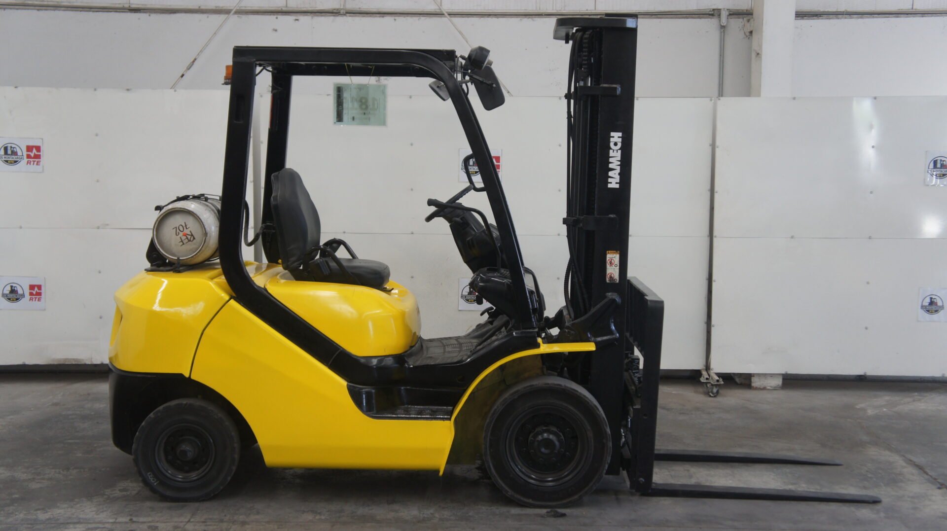 Montacargas Crown Hamec, Gas LP, 5000 Lb, Hombre Sentado Usado