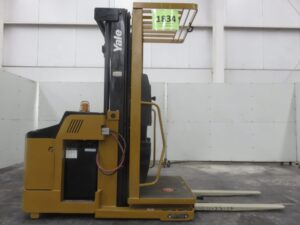 Apilador Usado, Electrico, 3000 Lb, Yale