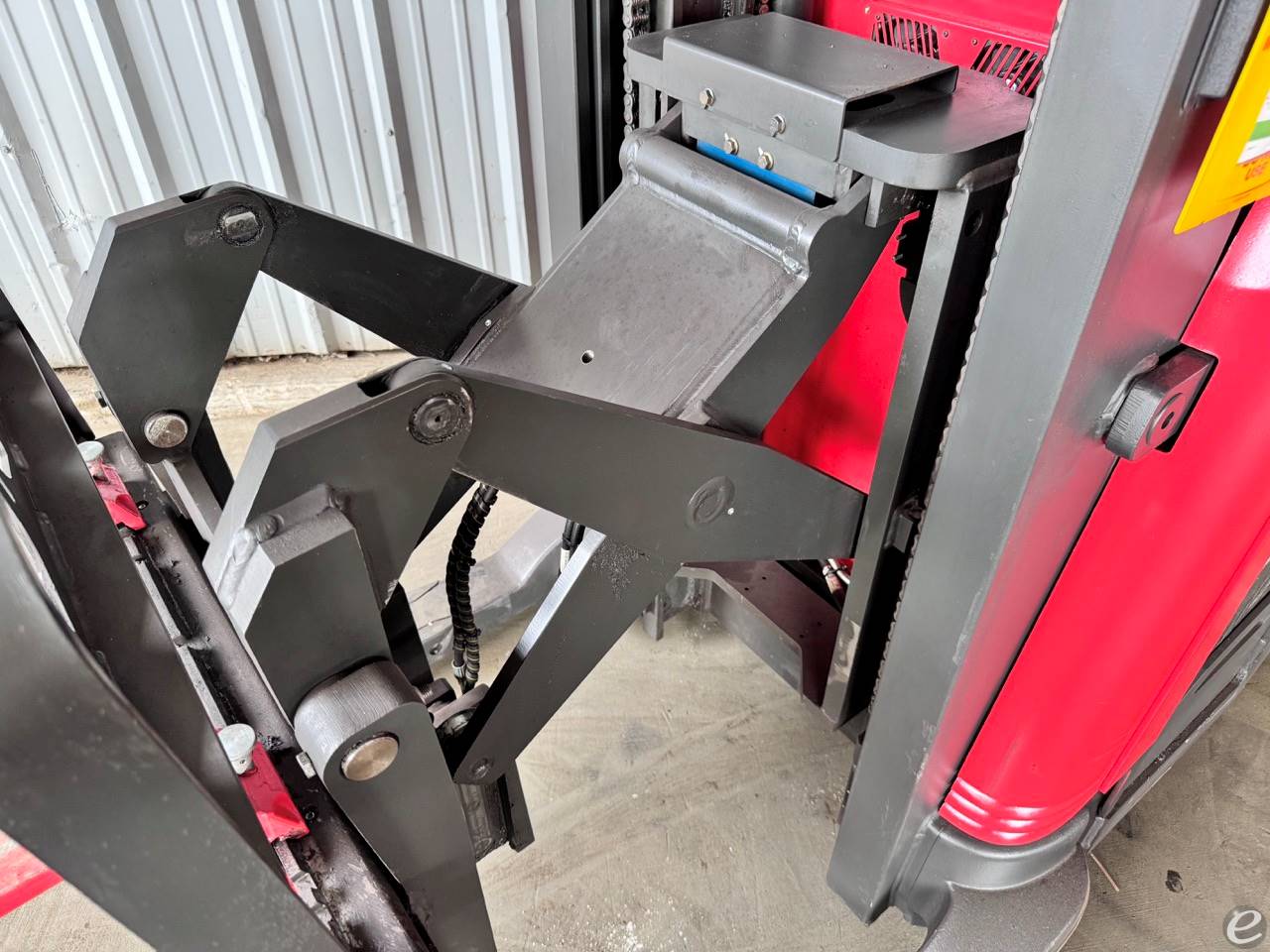 montacargas Raymond (2)