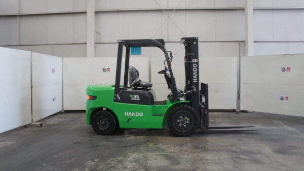 Montacargas HANDO 7700 Lb Electrico (copia)